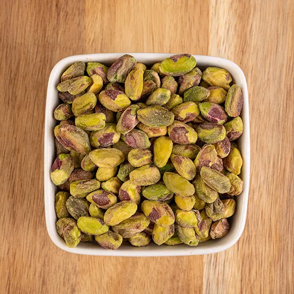 raw shelled pistachios